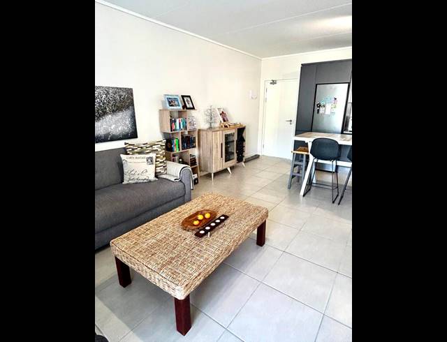 2 BEDROOM PROPERTY TO RENT IN THE HUNTSMAN